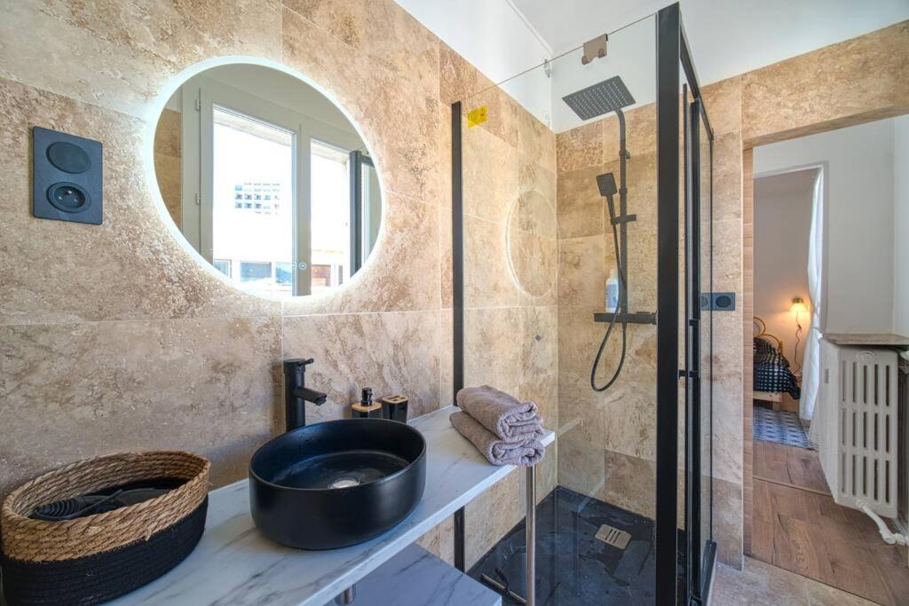 Apartment Equipe Au Coeur Du Vieux Port 4 Couchages Marseilles